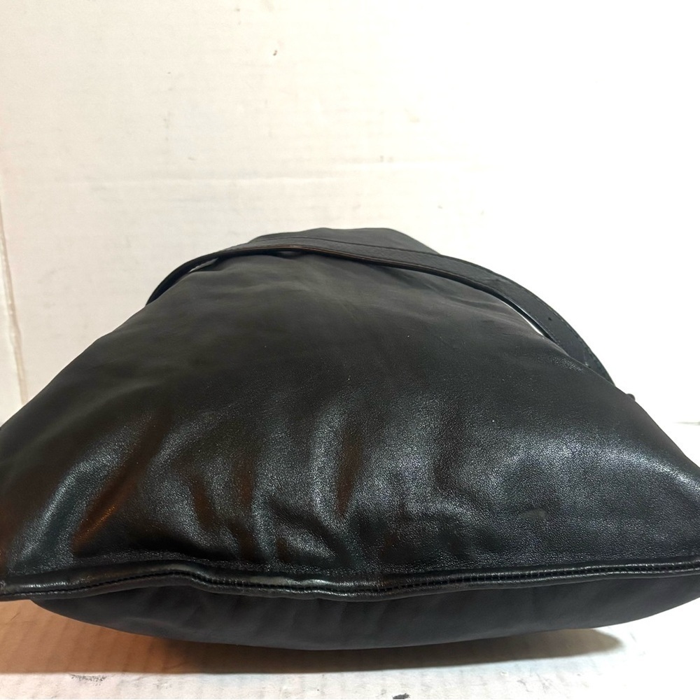 Handmade black leather shoulder handbag - Picture 3 of 5